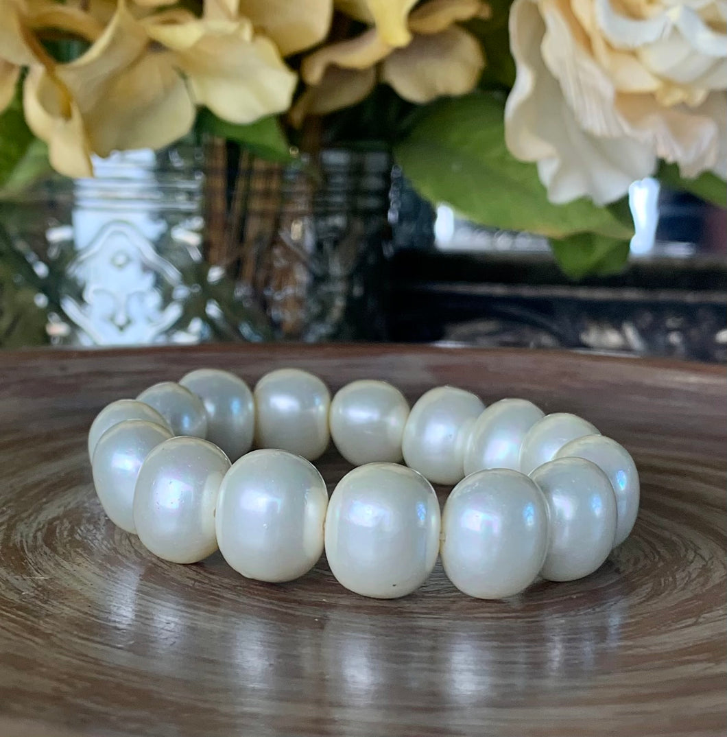 Large potato pearl bracelet