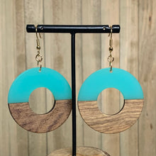 Load image into Gallery viewer, Wood &amp; Acetate earrings

